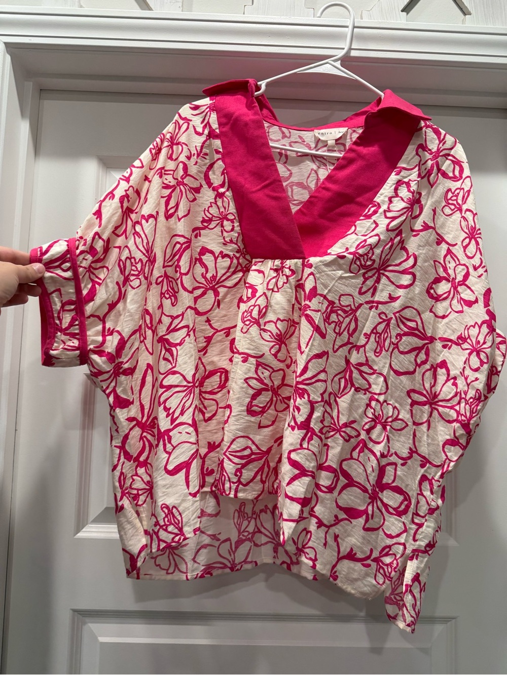 entro White Tunic with Bright Pink Floral Print